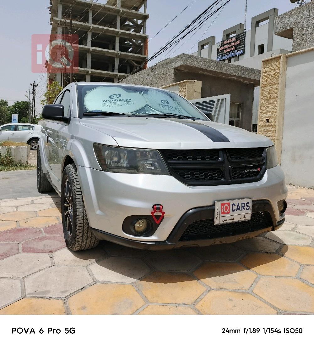 دودج جورني